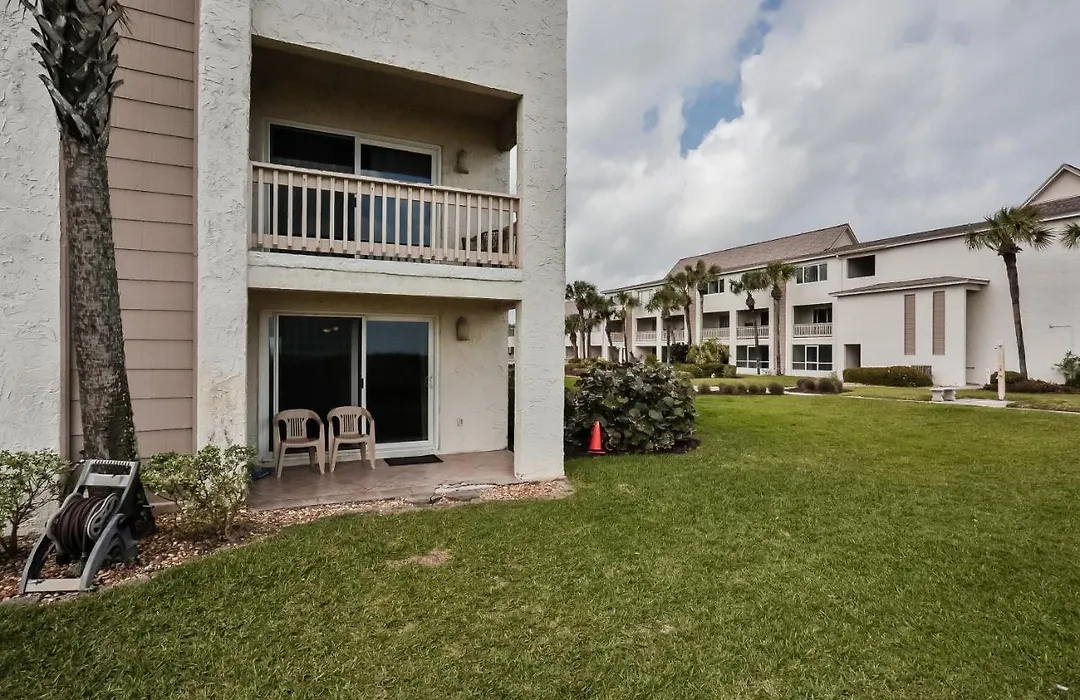 Oceanfront Townhouse With Shared Pools, Ocean View, Wifi, W/D, And Central Ac-1